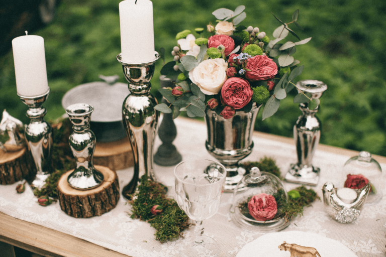 Create A Fabulous Wedding on A Small Budget