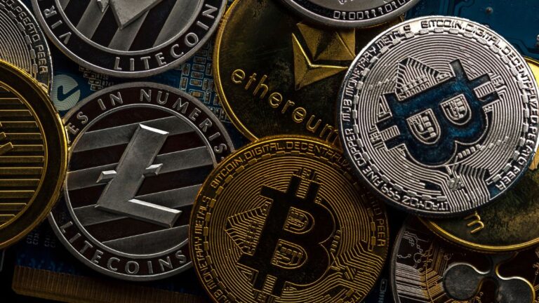 11 Things to Consider Before Investing in Cryptocurrency
