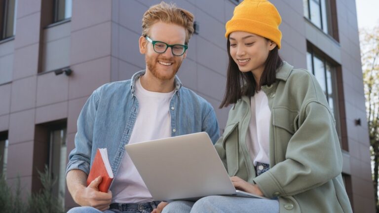 Best States to Live in to Pay Off Student Loans