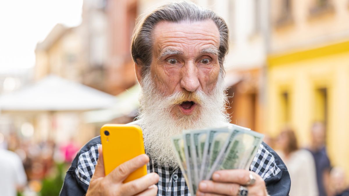 25 Tested Genius Hacks to Immediately Grow Your Income - Works Online or Offline