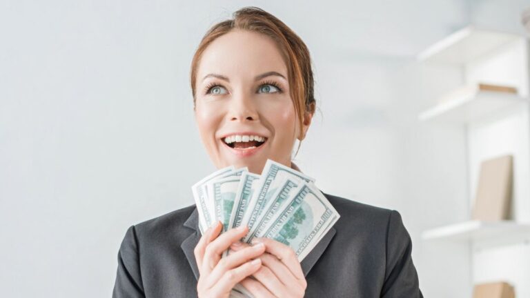 8 Genius Strategies for Teachers to Earn Extra Cash Online