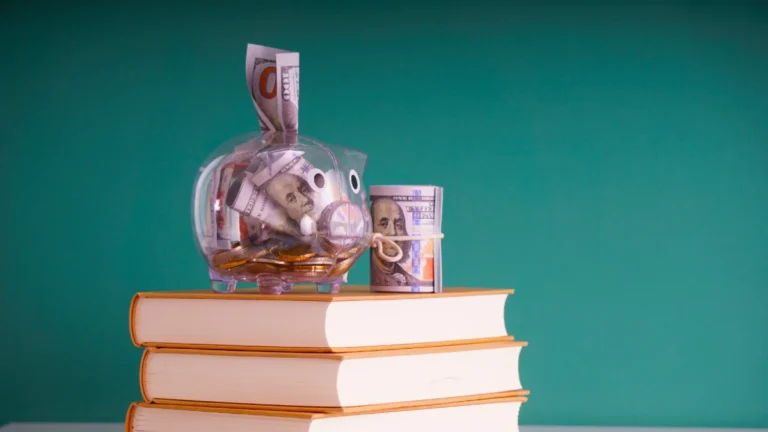 15 Must-Read Books to Master Your Financial IQ
