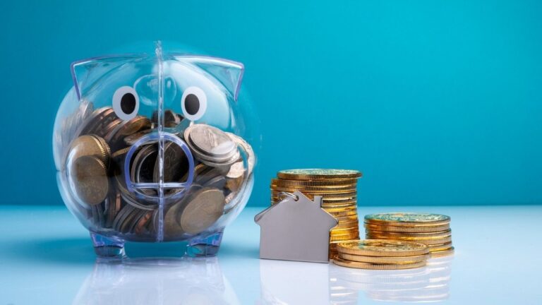 Discover if Banks or Credit Unions Will Save You More Money