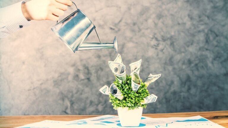 How to Grow Wealth by Defining Clear Spending Priorities