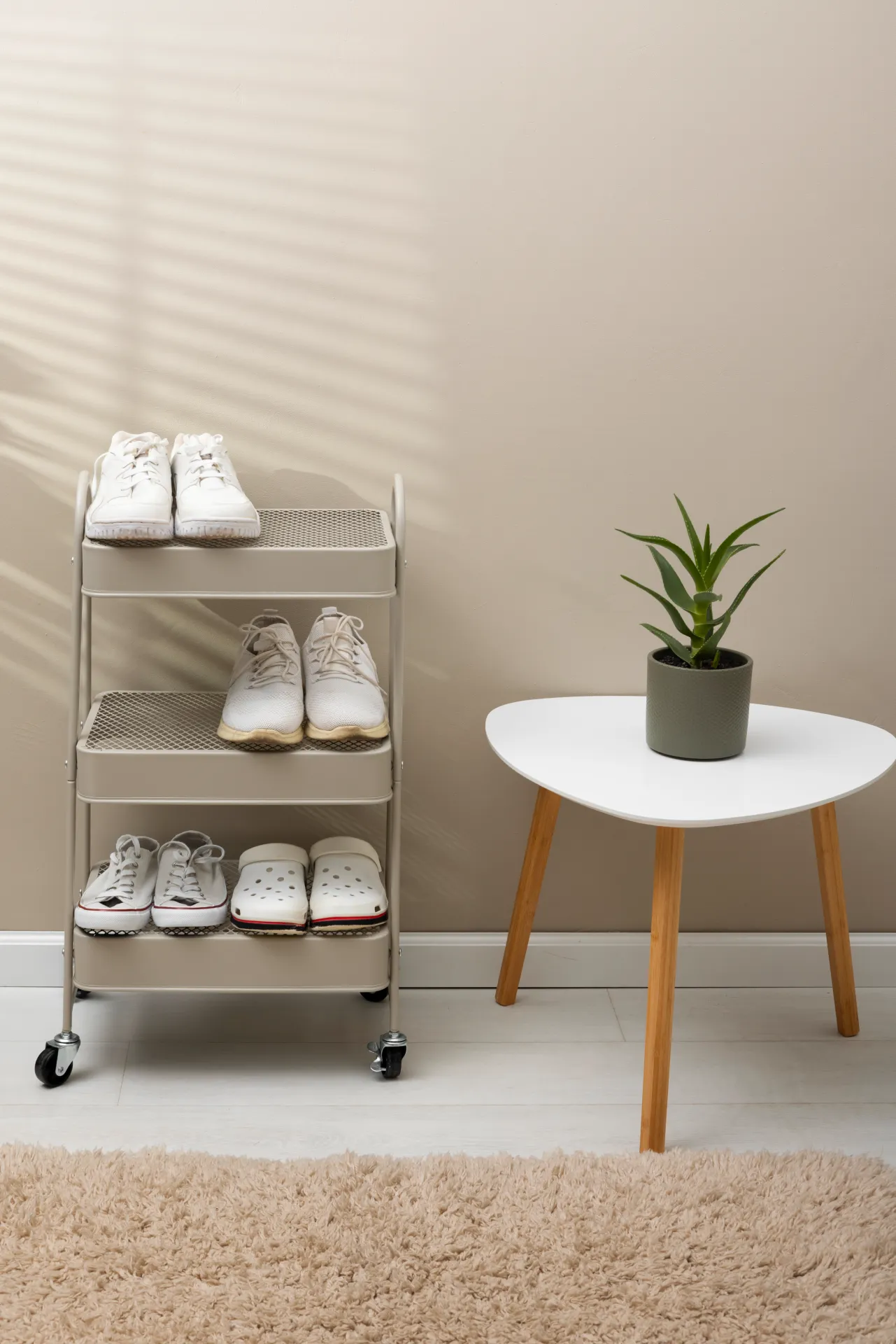 Mobile Three-Tier Mesh Shoe Storage Cart