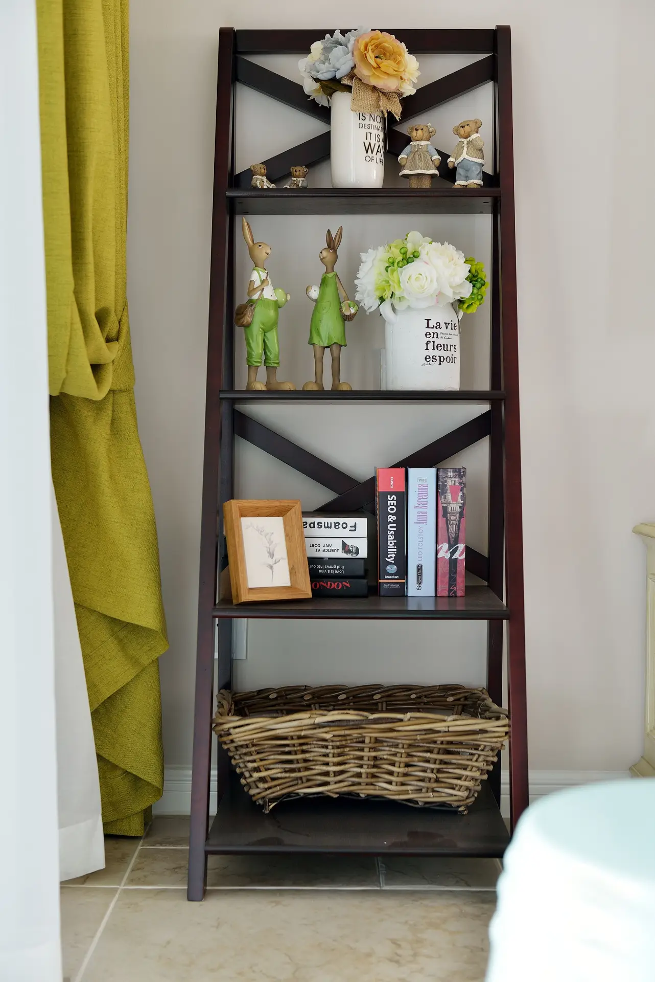 Rustic Wooden Ladder Bookcase with Cross-Brace Design