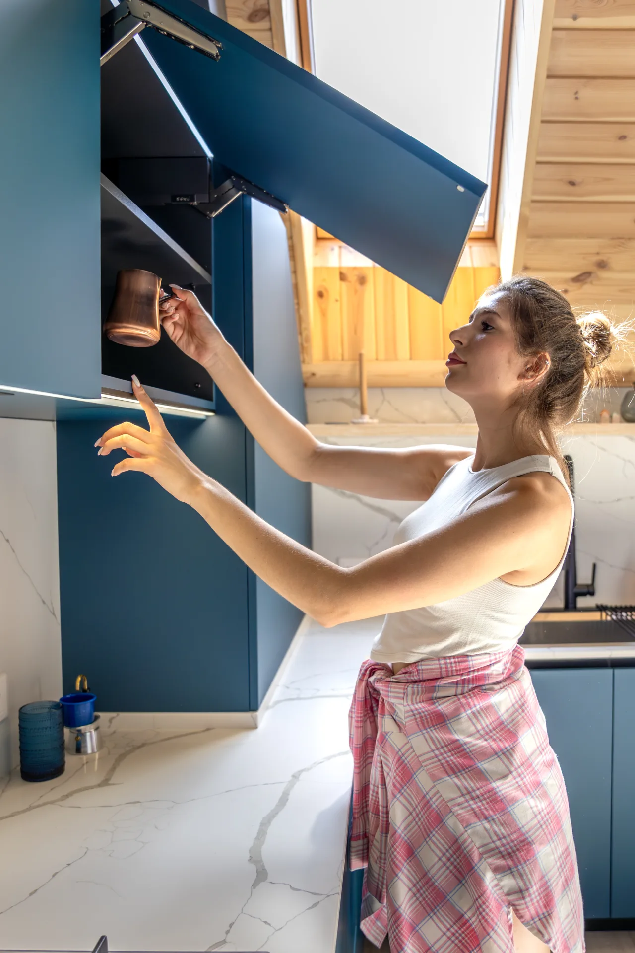 Vertical Lift Upper Storage Cabinets